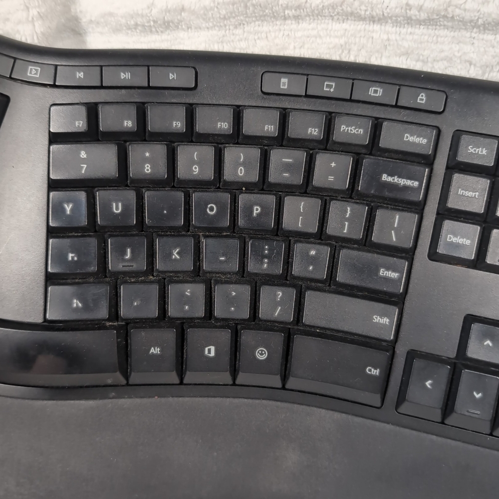 Microsoft Ergonomic Keyboard Black Model 1878 Wired USB 2.0 Tested & Works! - Picture 3 of 6